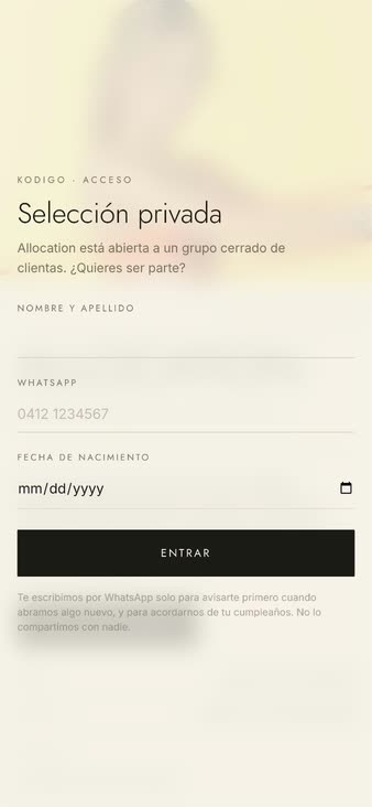 Muro de registro de KODIGO Allocation en el teléfono: «Selección privada», con nombre, WhatsApp y fecha de nacimiento